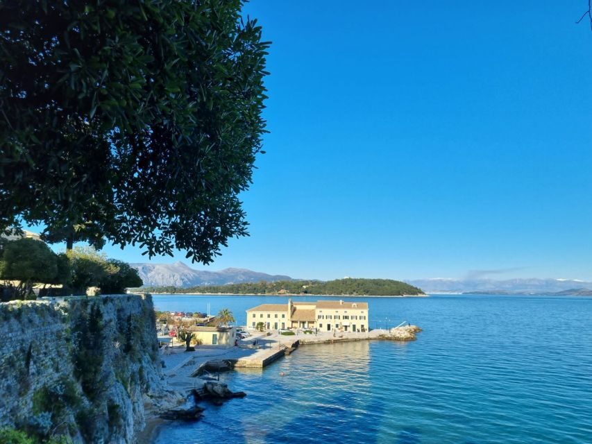 Corfu: Small Group City Walking Tour - Pacing, rules, and what to bring for cobbled Corfu