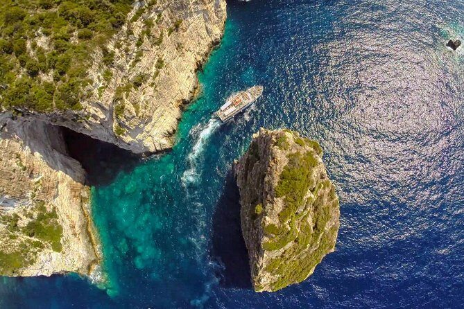 Paxos Antipaxos Blue Caves Day Tour from Corfu - Boat day reality check: group size, crowding, and rough sea moments